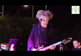 Easy Cure in concerto con l’introduzione di Maurizio Poggiali